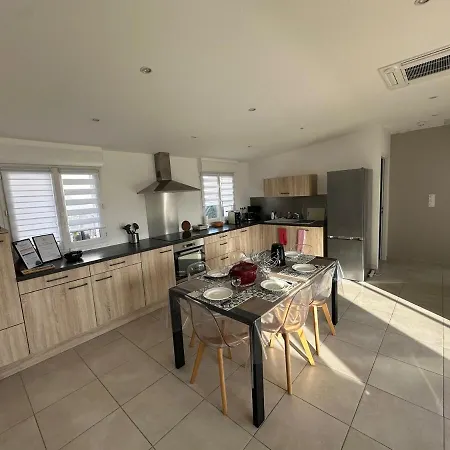 Contemporaine A 2 Pas De La Avec Piscine Privee Dom wakacyjny Sainte-Marie-la-Mer
