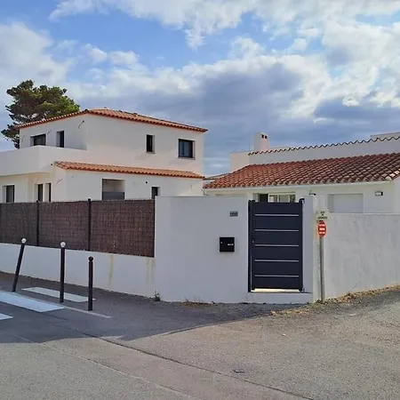 Contemporaine A 2 Pas De La Avec Piscine Privee Dom wakacyjny *