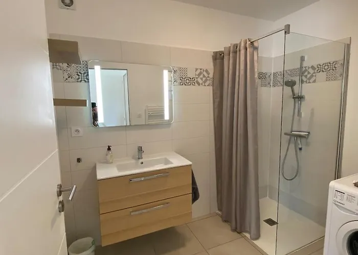 Contemporaine A 2 Pas De La Avec Piscine Privee * Sainte-Marie-la-Mer