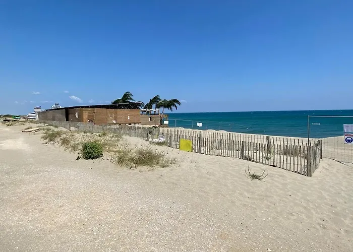 Nyaraló Contemporaine A 2 Pas De La Avec Piscine Privee Sainte-Marie-la-Mer