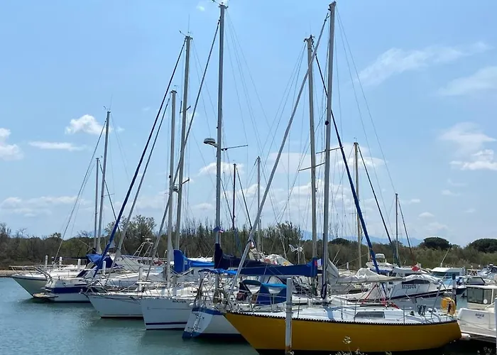 Nyaraló Contemporaine A 2 Pas De La Avec Piscine Privee